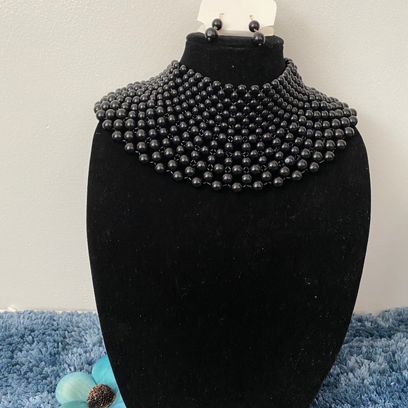 Jewelry - 🌺Black Collar Necklace/Earring Set